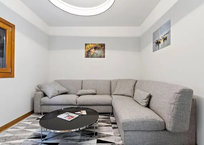 Vista 180 By Halldis Apartment Perledo